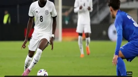 “德布劳内欧冠决赛离场原因揭秘”